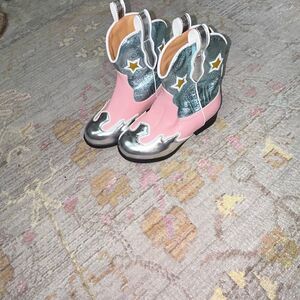 Metallic stars little girls  cowgirl boots sz 11 READ DESCRIPTION RUN SMALL